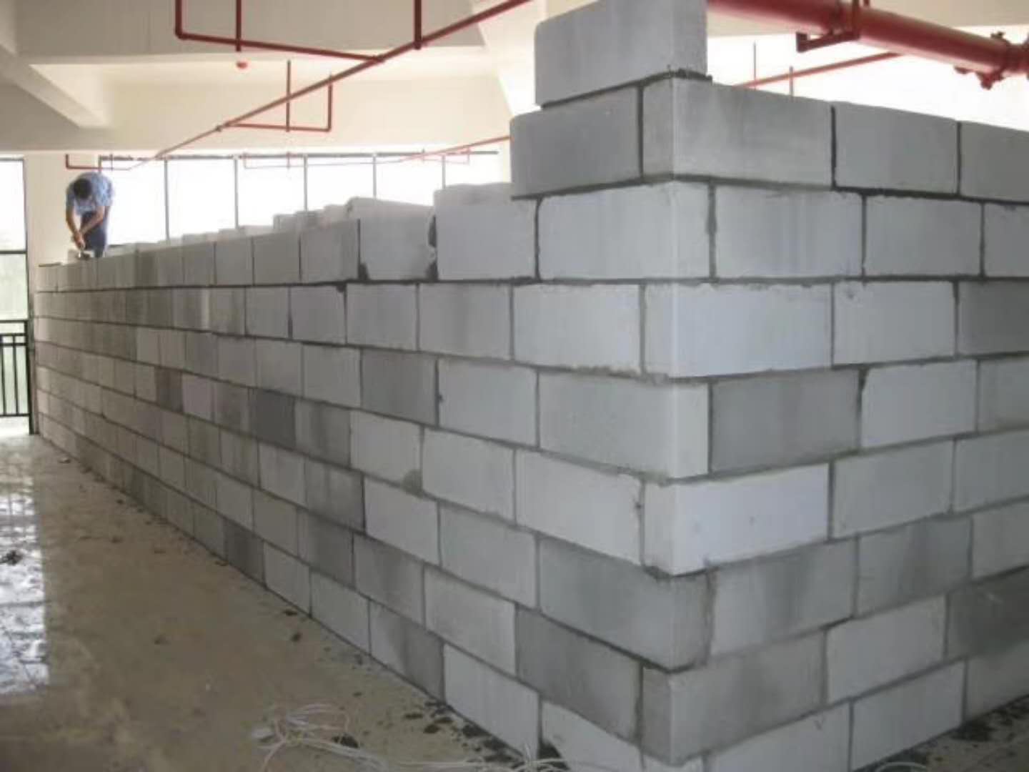 华容蒸压加气混凝土砌块承重墙静力和抗震性能的研究